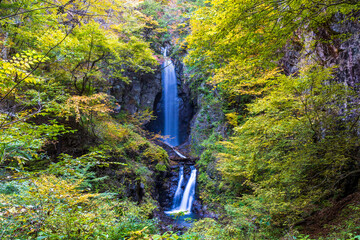 秋の奥昇仙峡 板敷渓谷大滝