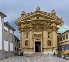 Fototapeta na wymiar exterior view of the Mausoleum of the Saint Catharine's Church in downtown Graz