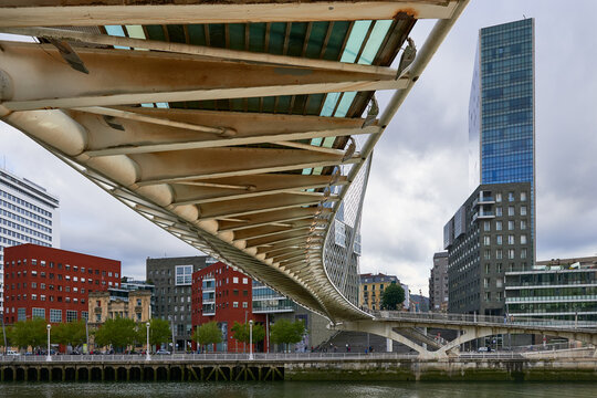 Zubizuri Bridge (Santiago Calatrava Bridge) Nervion River, Bilba