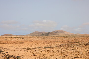 Fototapeta na wymiar the mountain of Tindaya to Fuerteventura