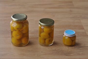 comporta de fruta natural pessego vários tamanhos 