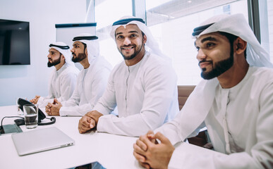 Arabic business team in the office - obrazy, fototapety, plakaty