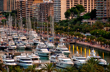 Promenade near harbour of Palma de Mallorca at dusk, Majorca, Balearic Islands, Spain, Europe © Danuta Hyniewska