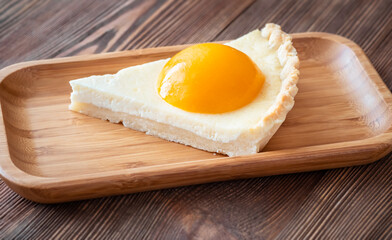 Peach tart with mascarpone cream