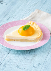 Peach tart with mascarpone cream