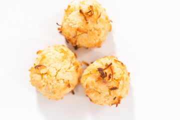 Coconut cookies