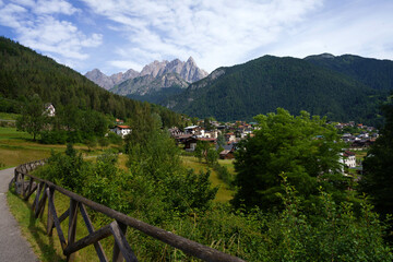 Fototapeta na wymiar Mountain landscape at Pieve di Cadore, Veneto