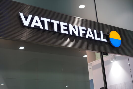 Vattenfall Store im Bahnhof Friedrichstra&szlig;e in Berlin am 22.11.2022