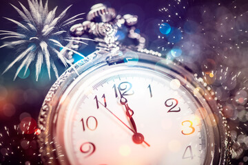 Obraz na płótnie Canvas Twelve o'clock - new year's eve
