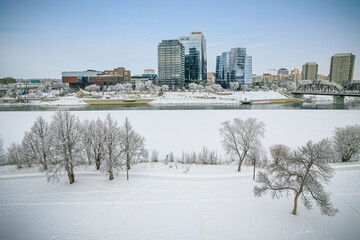 Fototapeta premium Downtown Aerial View of Saskatoon in Winter