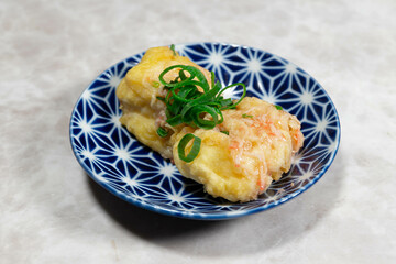 魚すり身の天ぷら　カニあんかけ