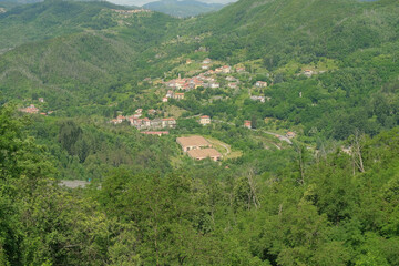 Panorama sulla Val di Vara dal Santuario di Nostra Signora di Roverano, in Liguria.