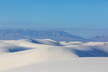 Fototapeta na wymiar White sand dunes