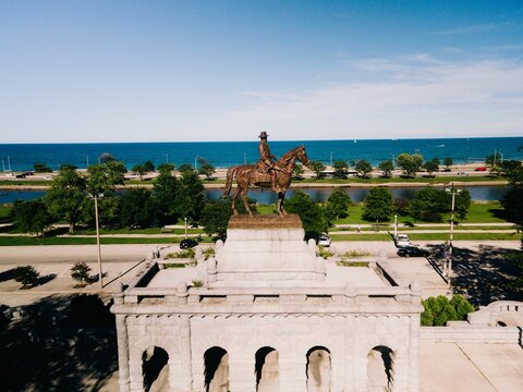 Equestrian statue of Ulysses S. Grant monument in Lincolns park, Chicago, Illinois