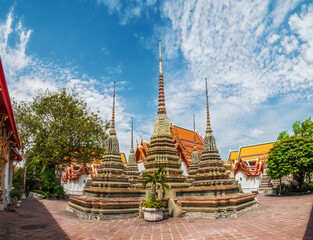 Fototapeta premium Chedis at Wat Pho, Bangkok, Thailand