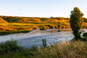 The Tigris River in Diyarbakır is of great importance in the irrigation of agricultural lands in Mesopotamia.