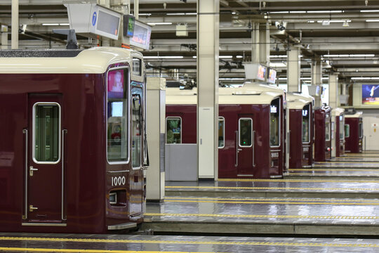 阪急梅田駅 の画像 175 件の Stock 写真 ベクターおよびビデオ Adobe Stock