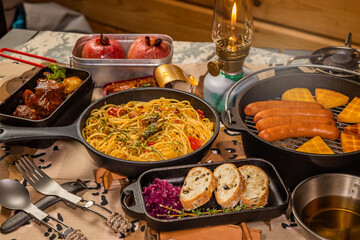 アウトドア料理　cooking dishes outdoors and camping