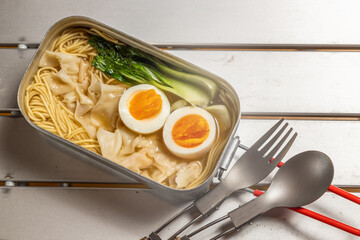 アウトドア料理　cooking dishes outdoors and camping