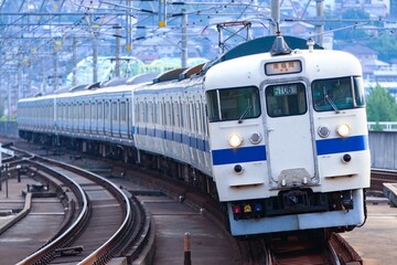 通勤電車 鹿児島本線415系快速