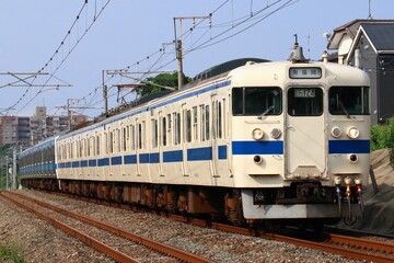 Obraz premium 通勤電車 鹿児島本線415系