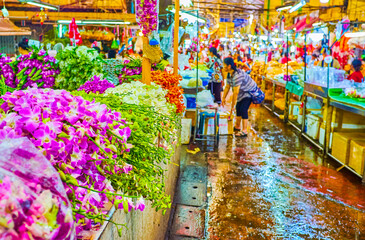 The heaps of orchids on Pak Khlong Talat Flower Market in Bangkok, Thailand