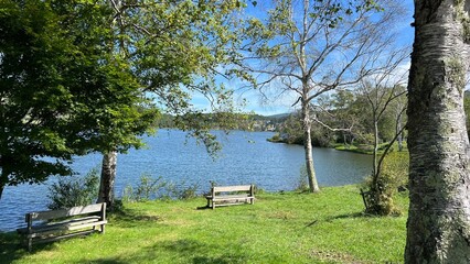 リゾートのベンチ