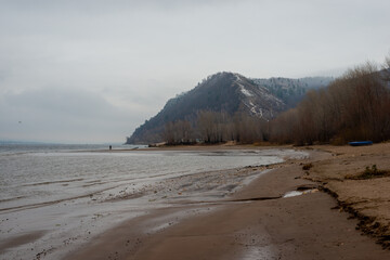 The Zhigulevsky mountains on a December day!