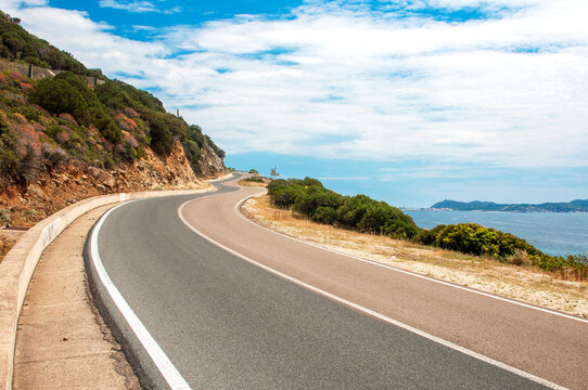 「湾岸道路」の画像 224,141 件の Stock 写真、ベクターおよびビデオ Adobe Stock