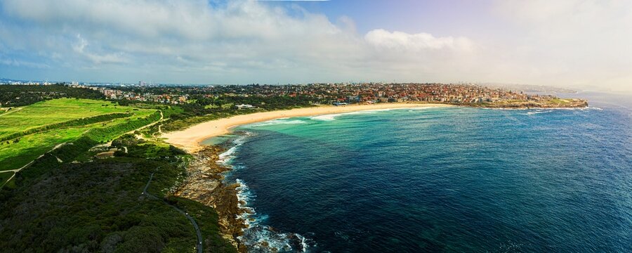Panoramic coastal views of Sydney Coastline