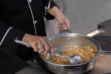 Cooking boiled cracked wheat 2
