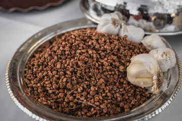 Grained Sumac with garlic