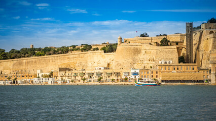 Fototapeta na wymiar buildings beautiful mediterranean sea malta island sand stones sun