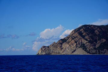 Fototapeta na wymiar View of the region sea in Cinque Terre