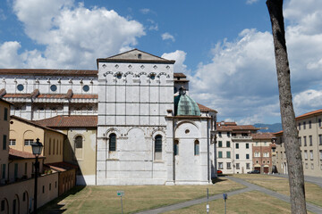 Fototapeta na wymiar Roman Catholic Cathedral of San Martino . Lucca, Italy