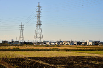 野焼きした田んぼと田舎の風景