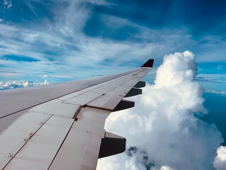 Fototapeta premium wing of airplane