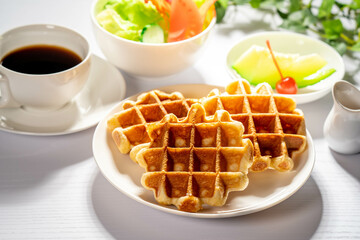 ワッフルと朝食 