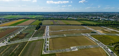 Augsburg - das neu erschlossene Gewerbegebiet um die Forschungsallee im Luftbild