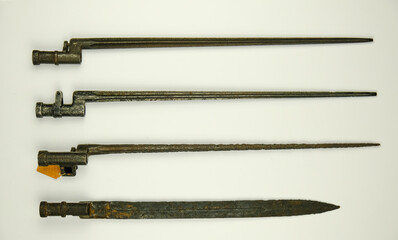 Bayonet knives of the second world war
