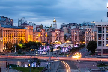 Foto op Plexiglas Het Europese plein in Kiev, Oekraïne voor de oorlog, Majdan Nezalezjnosti © Thomas