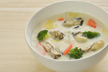 カキのクリームシチュー