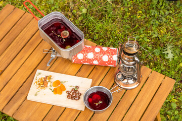  	アウトドア料理　Outdoor lunch at the cottage