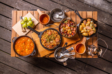  	アウトドア料理　Outdoor lunch at the cottage