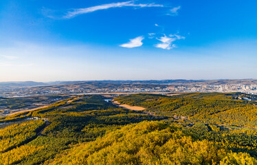 Fototapeta premium Autumn landscape of Maoer Mountain National Forest Park in Yanji, Jilin Province, China