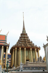Fototapeta premium A beautiful architecture building in the temple of the Emerald Buddha, Wat Phra Kaew, Bangkok, Thailand