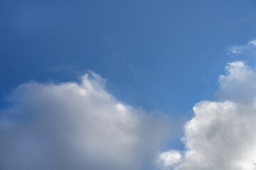 Schöne Wetterwolken