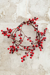 christmas background red berry wreath 