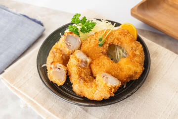 肉巻きオニオンリングフライ