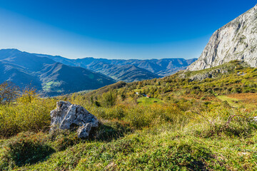 Fototapeta na wymiar Mountain landscape in Teberga, Teverga, in Las Ubinas La Mesa natural park. Asturias. Spain
